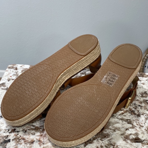 MK cross ankle sandals - Picture 12 of 12